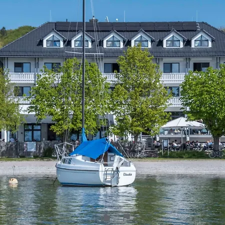 Отель Ammersee-hotel Хершинг-ам-Аммерзе